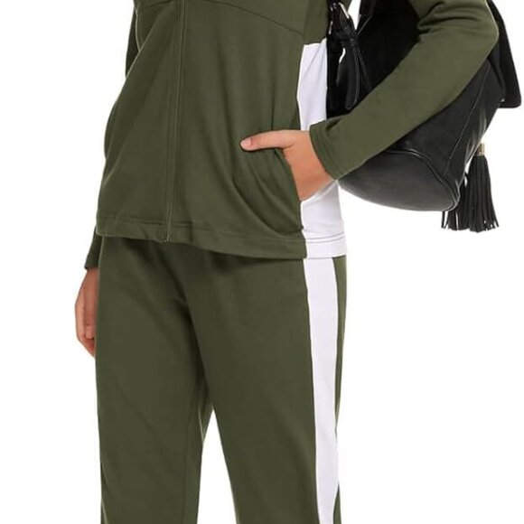 Versatile Army Green Jogging Suit for Women - Perfect for Workouts & Leisure - Picture 1 of 6